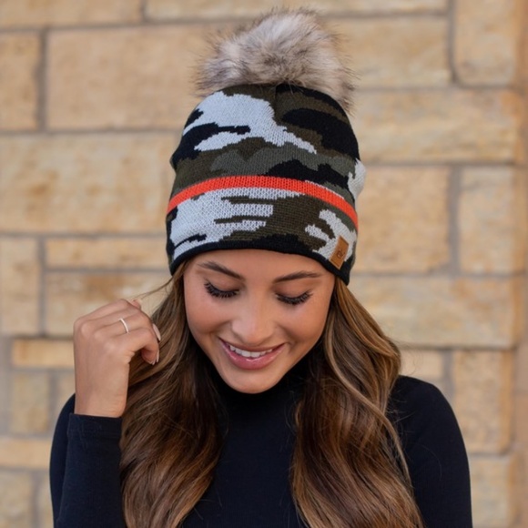 SOLD OUT Green Camo Camouflage Orange Stripe Knit Fleece Lined Faux Fur Beanie - Picture 2 of 3